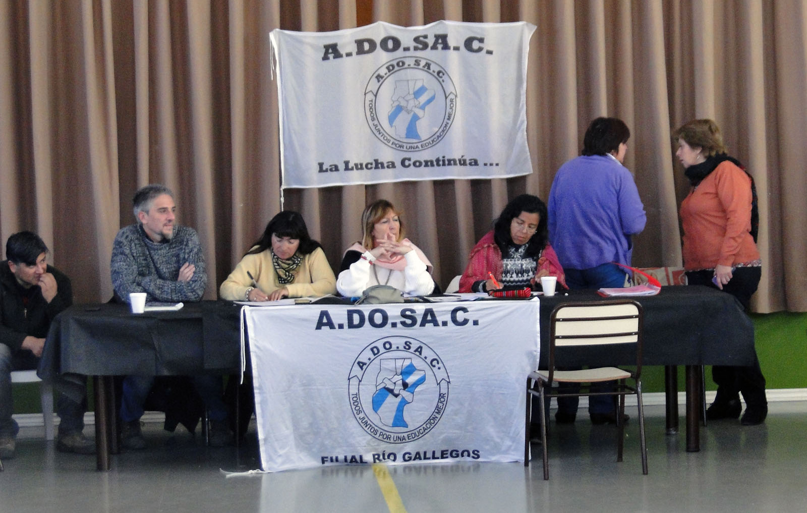 Paritaria Docente: La oferta del Gobierno lleva el salario testigo a $ 72.117 incluido el FONID