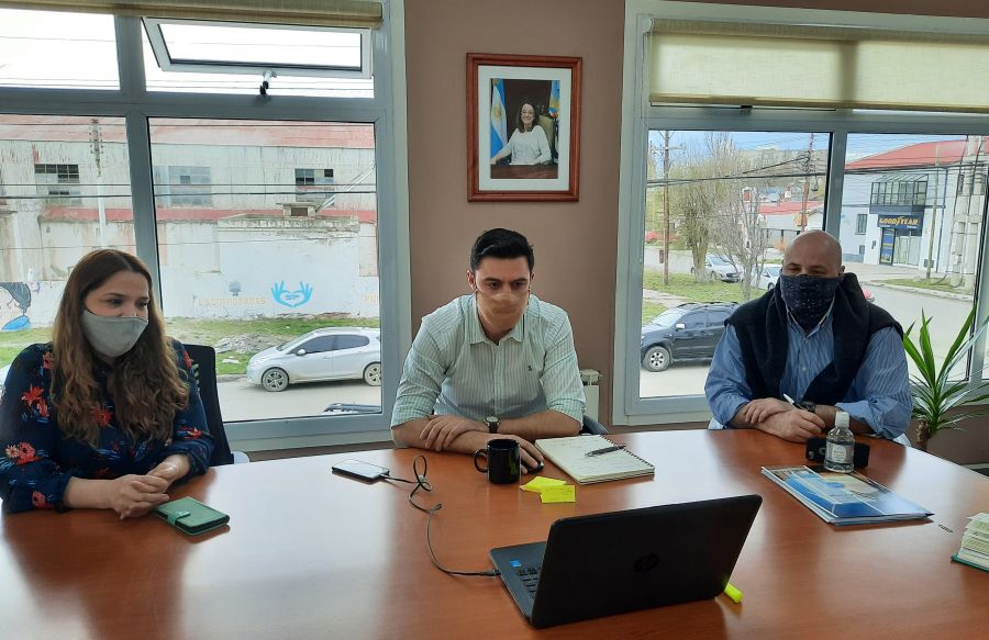 Santa Cruz trabaja en la implementación del programa de 