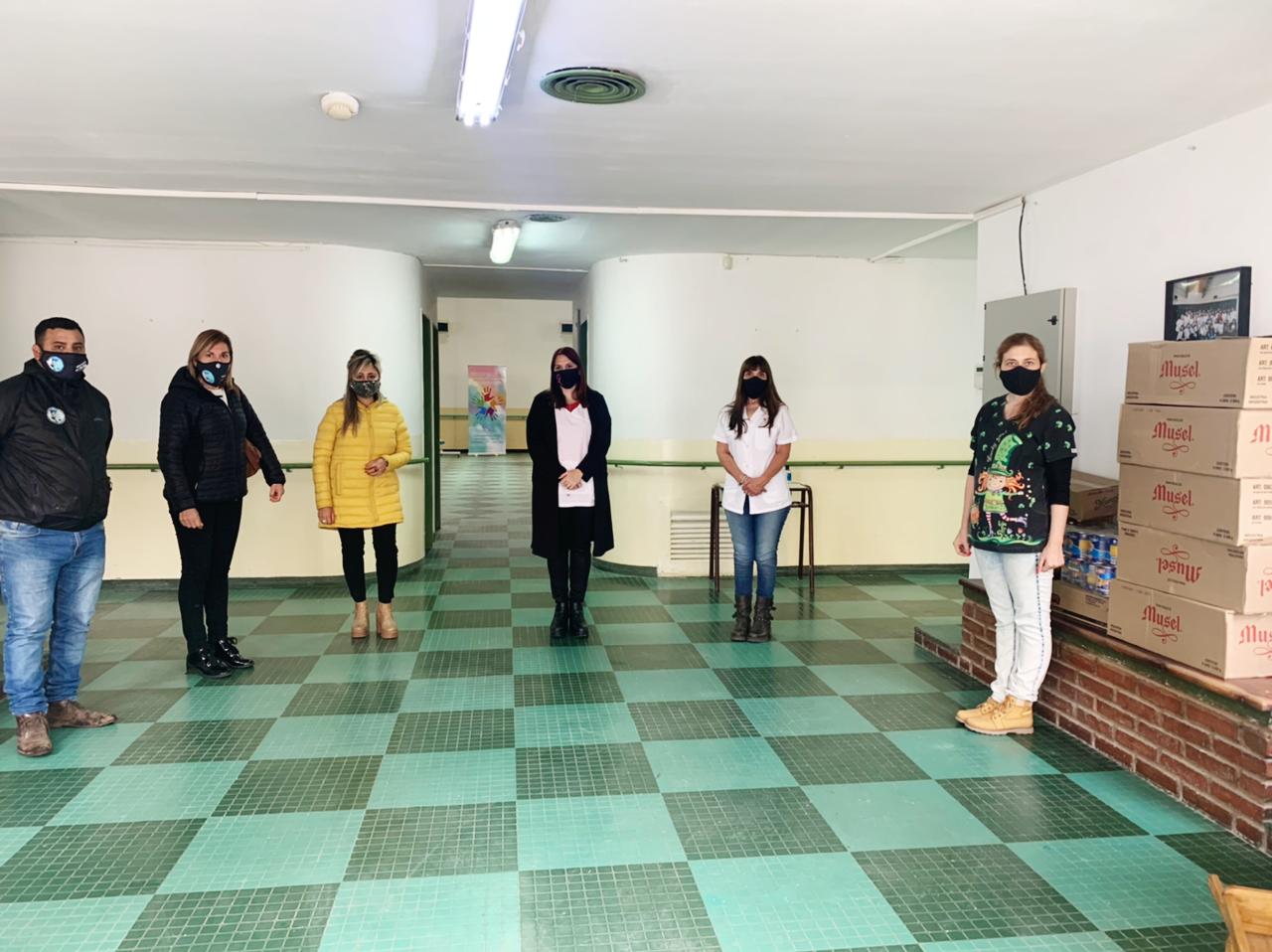 Petroleros Jerárquicos realizaron dos donaciones en Caleta Olivia