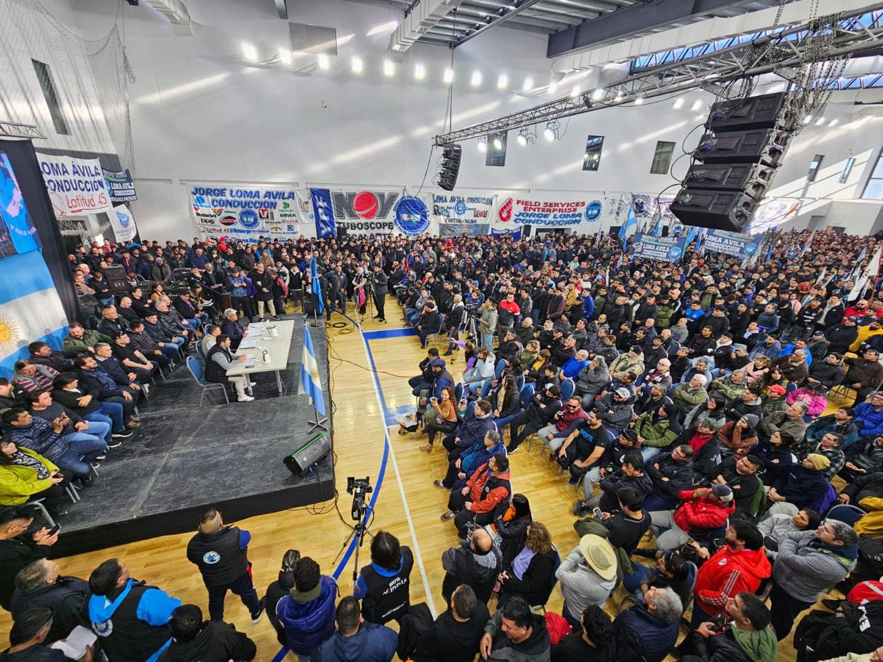 Respaldo masivo a la expansión del Sindicato Petrolero hacia energías renovables