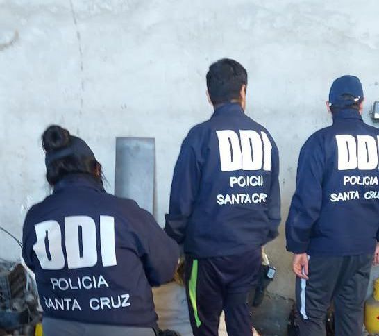 Descubren a una mujer con más de 300 kilos de cables de cobre de alta tensión robados