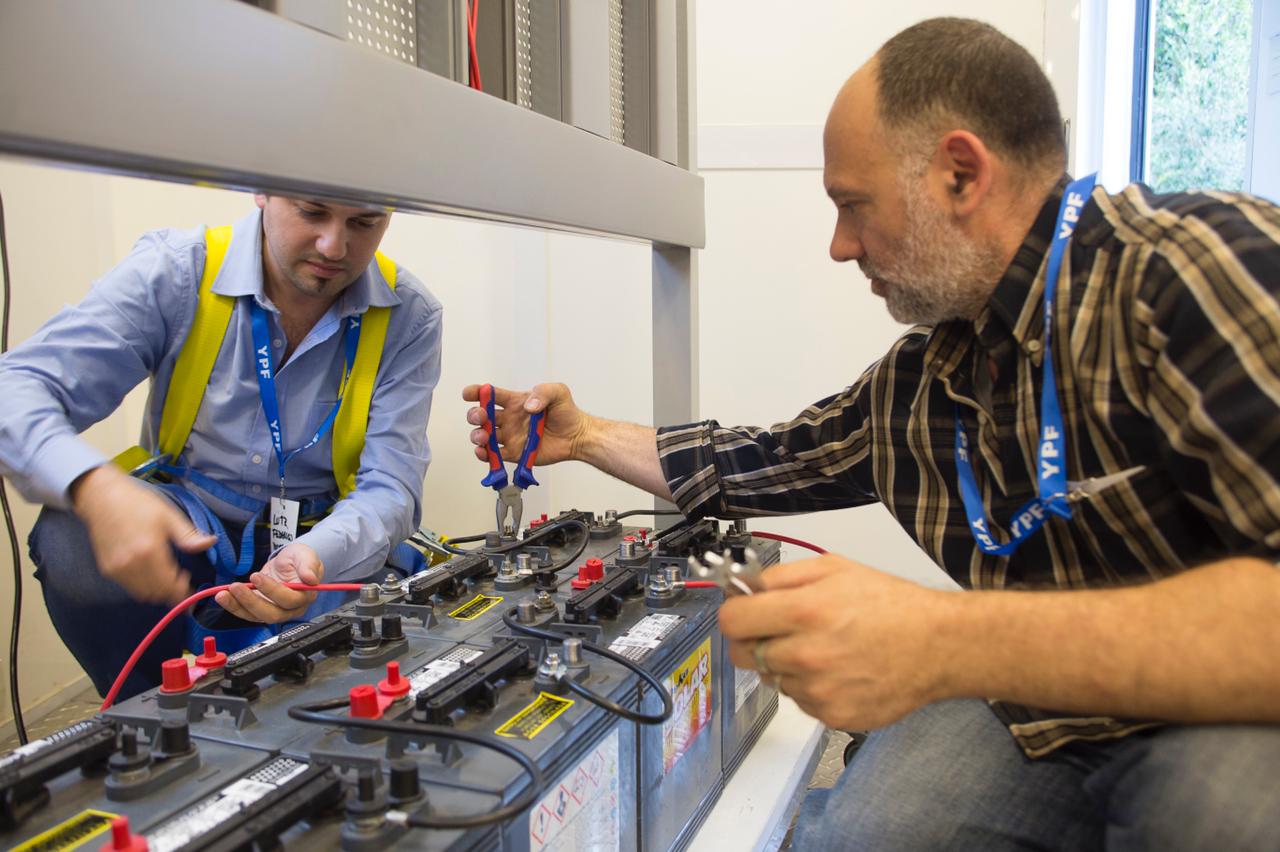 Abrió la inscripción para los cursos de formación técnica de Fundación YPF