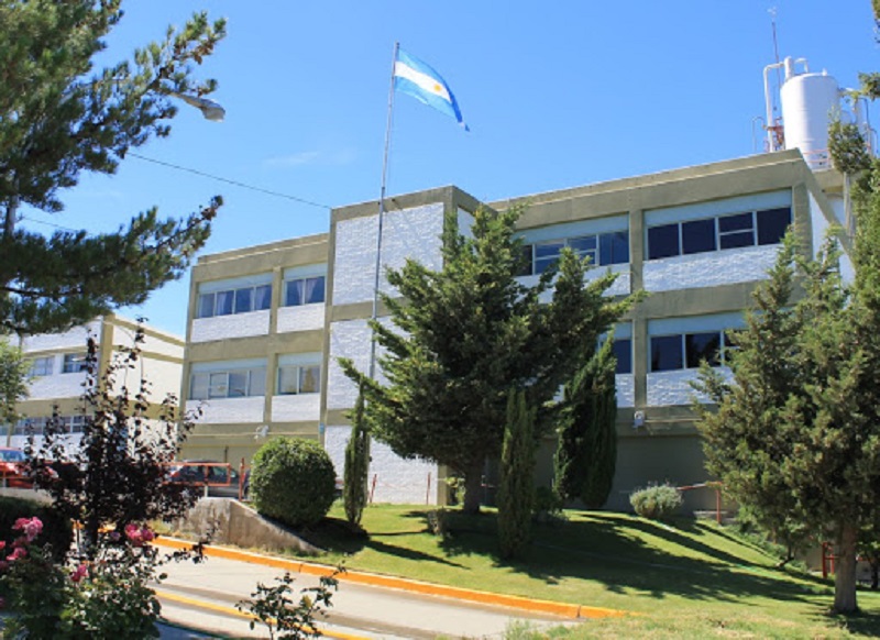 Agrupaciones estudiantiles piden excepción para ingresantes con Título Secundario en trámite para rendir exámenes finales