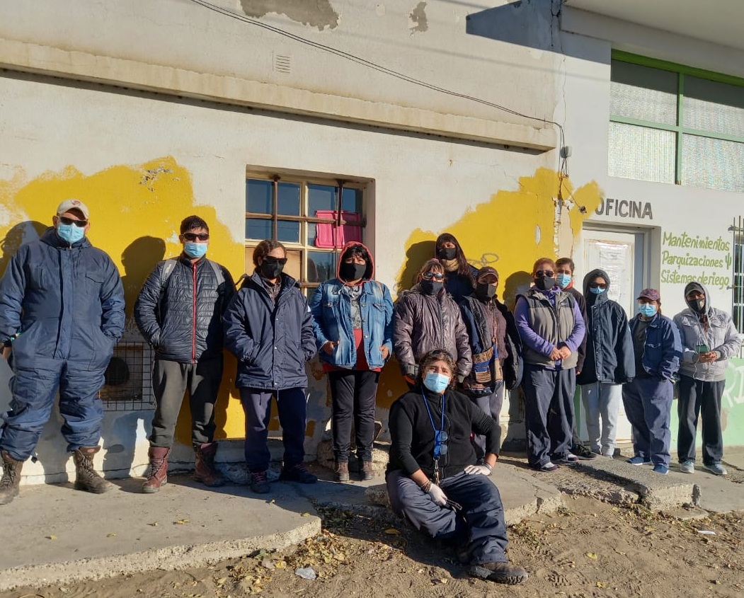 Seguirá el paro en Espacios Verdes, hasta que les entreguen indumentaria