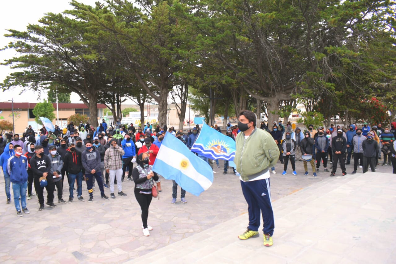 ADOSAC anunció un paro docente de 72 horas para esta semana