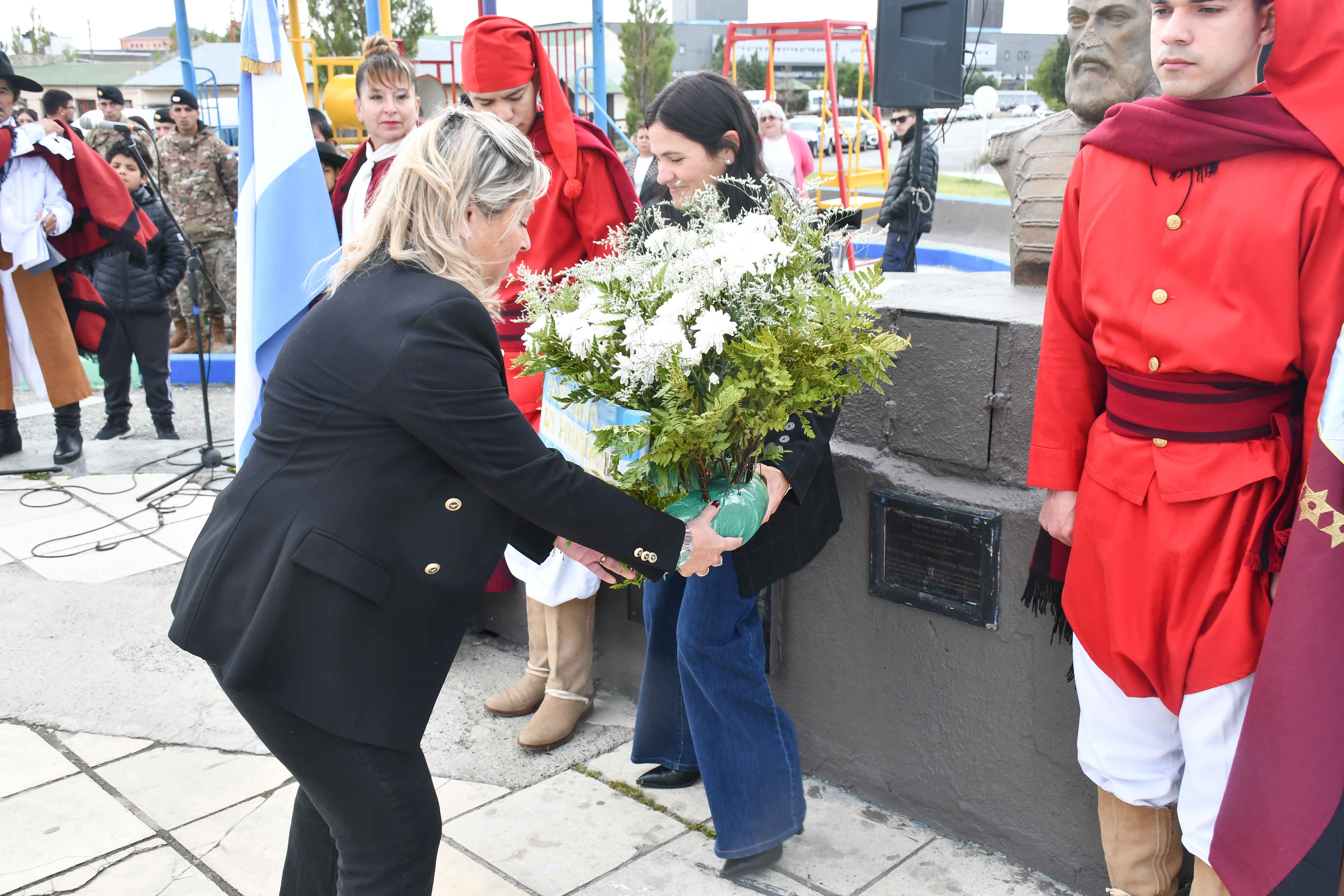 El Gobierno Provincial dijo presente en el homenaje al natalicio de Martin Miguel de Güemes