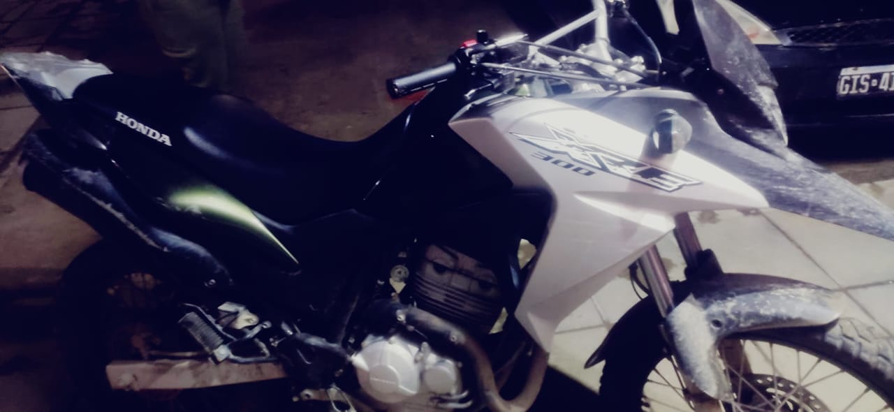 Detienen a un joven en Caleta Olivia por conducir una moto sin documentación