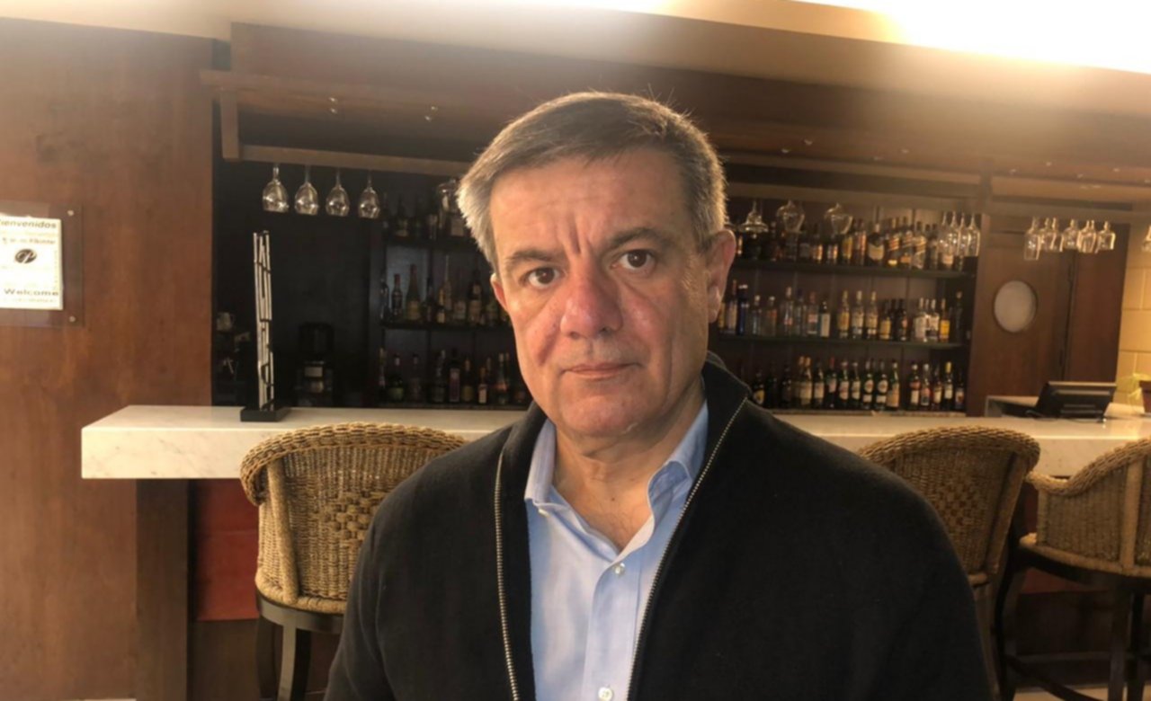 Viotti dijo que se hisoparon 700 mineros y que en el nuevo protocolo continúa el esquema de 14x14