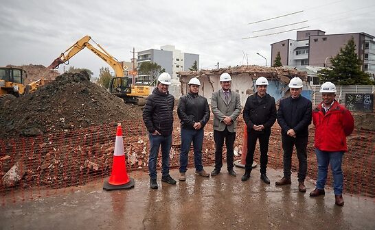 El Presidente de YPF y el intendente de Río Gallegos recorrieron la obra de la Estación del Futuro