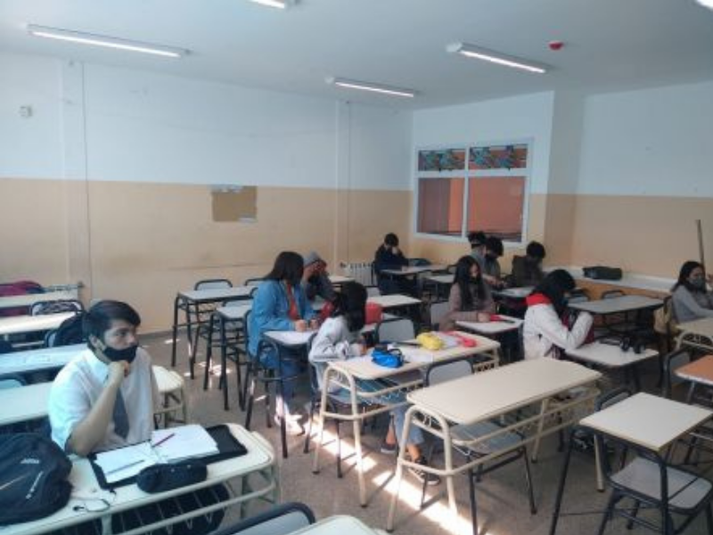Refuerzan los procesos educativos de estudiantes en el marco del Programa 