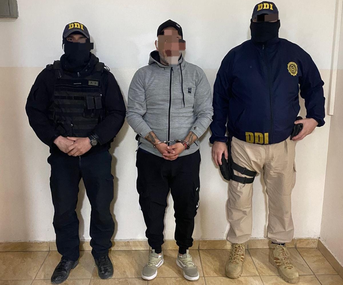 Operativo policial en Puerto Deseado: allanamientos simultáneos por el caso Cattani