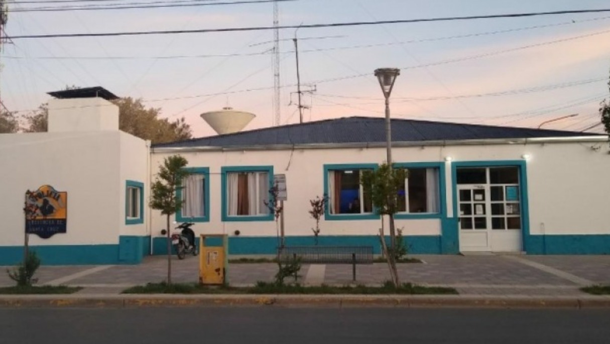 Dos jóvenes se agredieron entre sí con armas blanca y terminaron juntos en el Hospital 