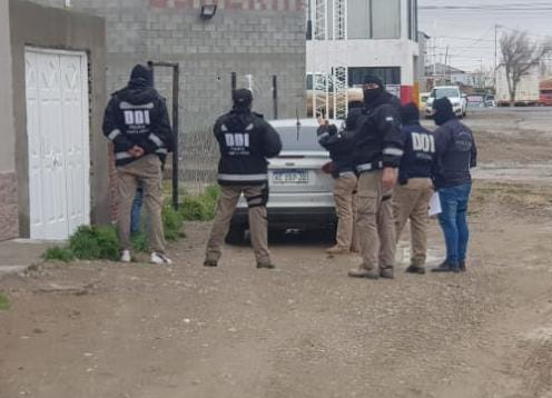 Las Heras: allanaron una vivienda, encontraron municiones y un arma de fuego