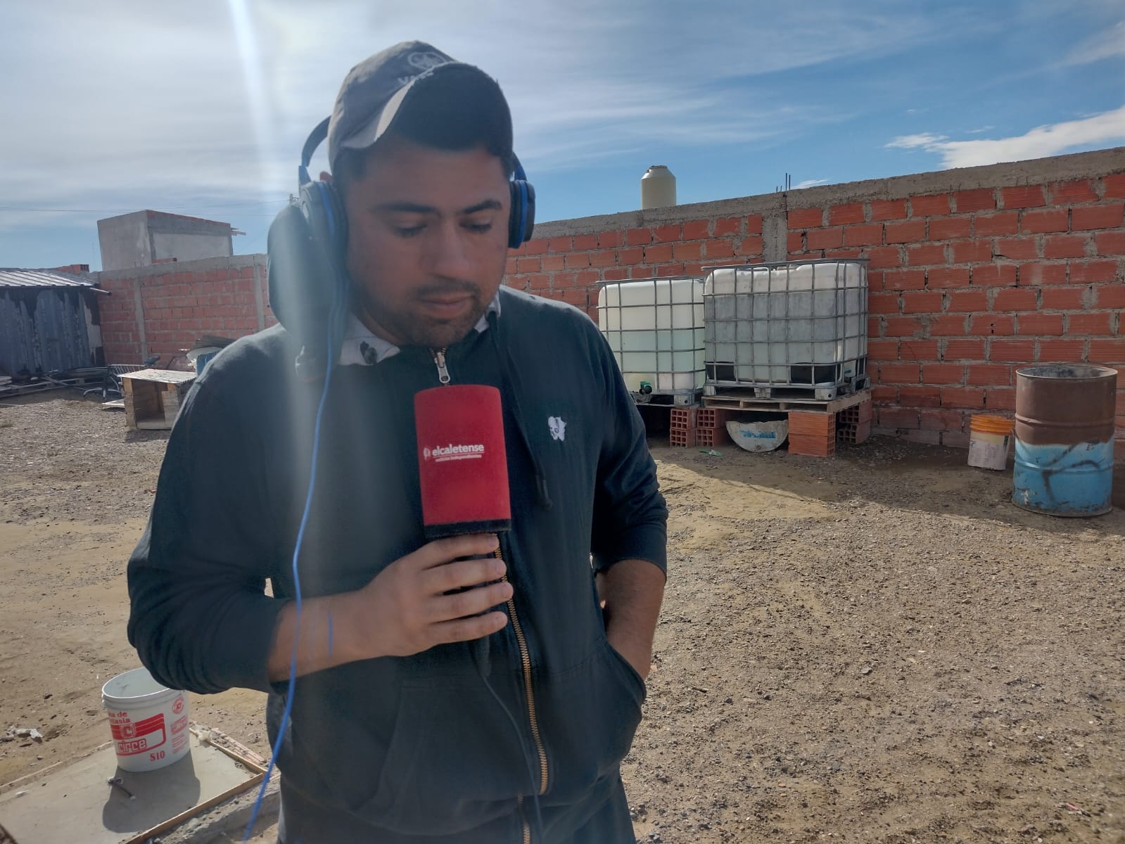 Vecino de barrio Hípico denuncia al chofer del camión aguatero municipal