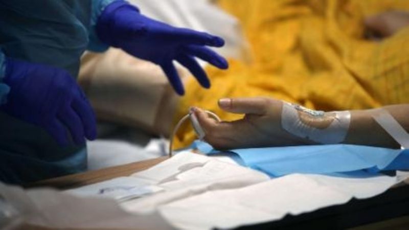 Murieron otras dos personas por covid esta noche: un hombre de 65 años en Pico Truncado y un hombre de 72 años en Las Heras