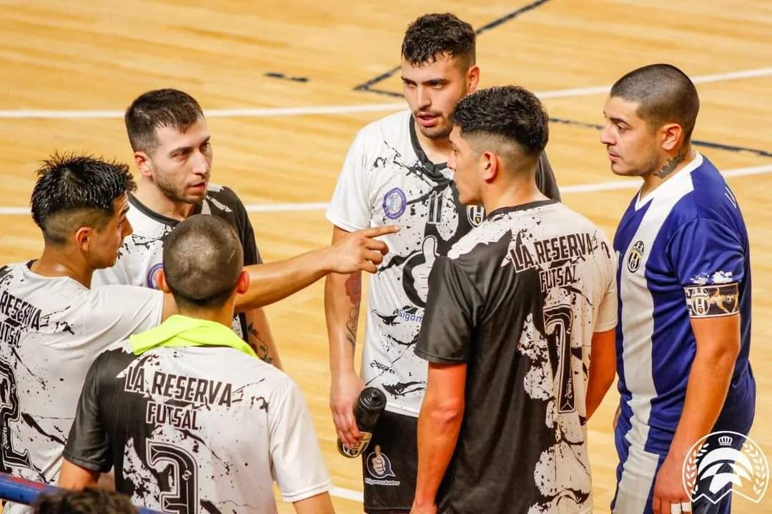 La Reserva avanza a las semifinales del Torneo División de Honor tras una emocionante victoria