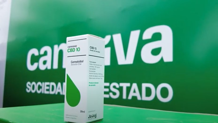 Autorizaron la comercialización del primer aceite de cannabis producido en Argentina
