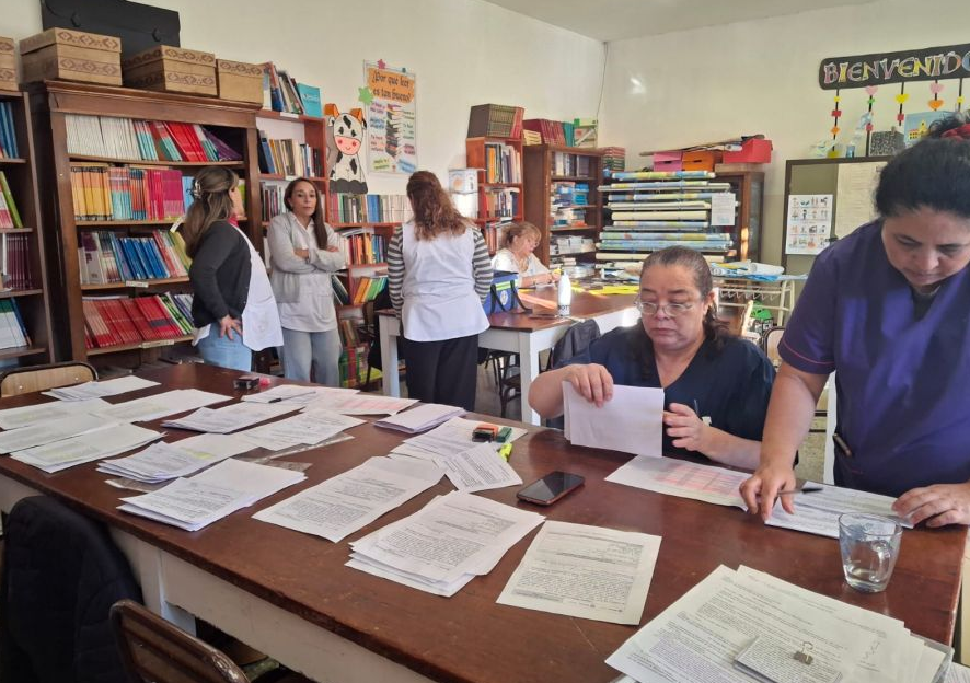 La Vocal de Padres llegó a la Escuela N°88 para reclamar soluciones urgentes por la falta de calefacción