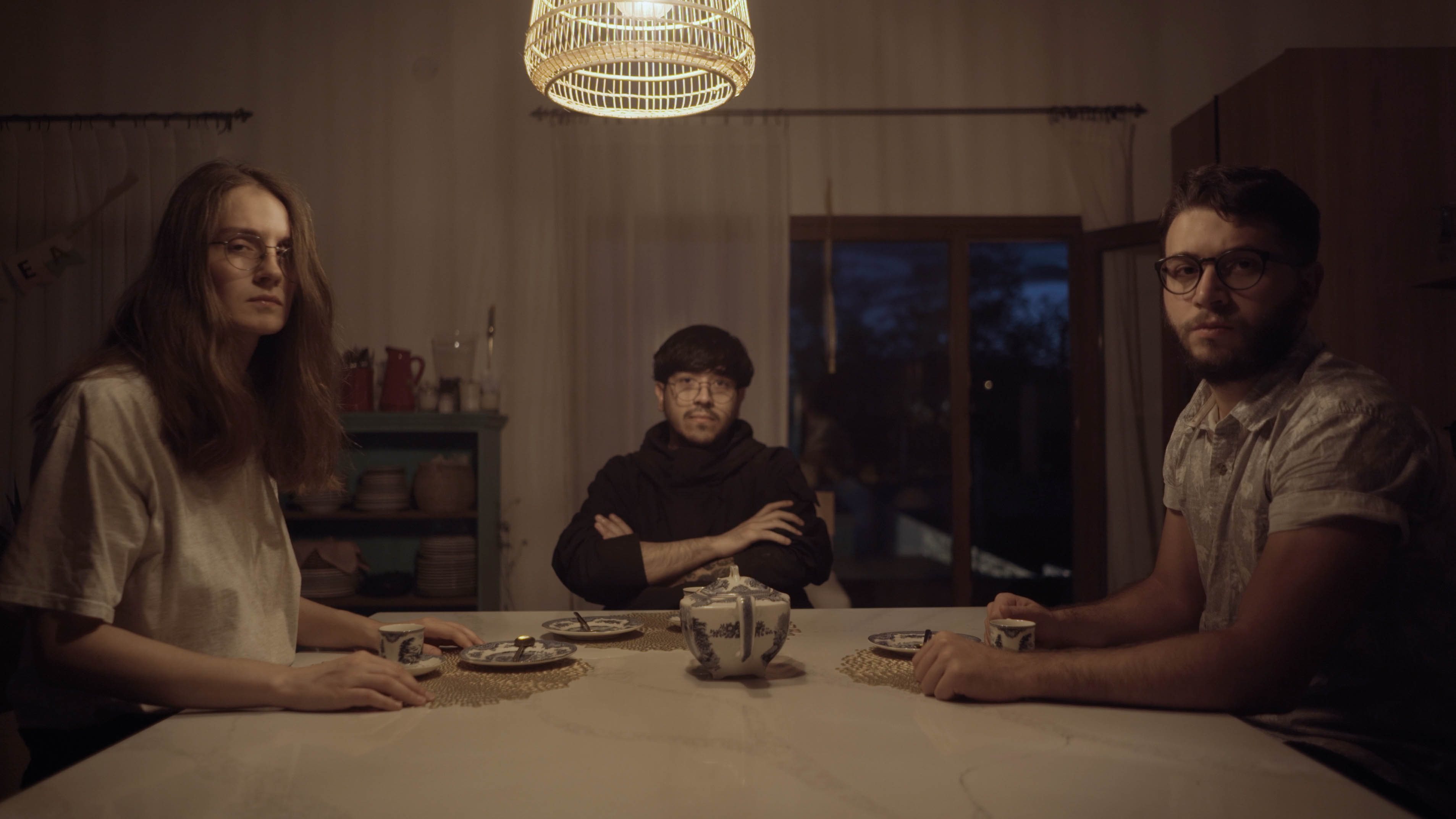 Adios & The Grete presentan 