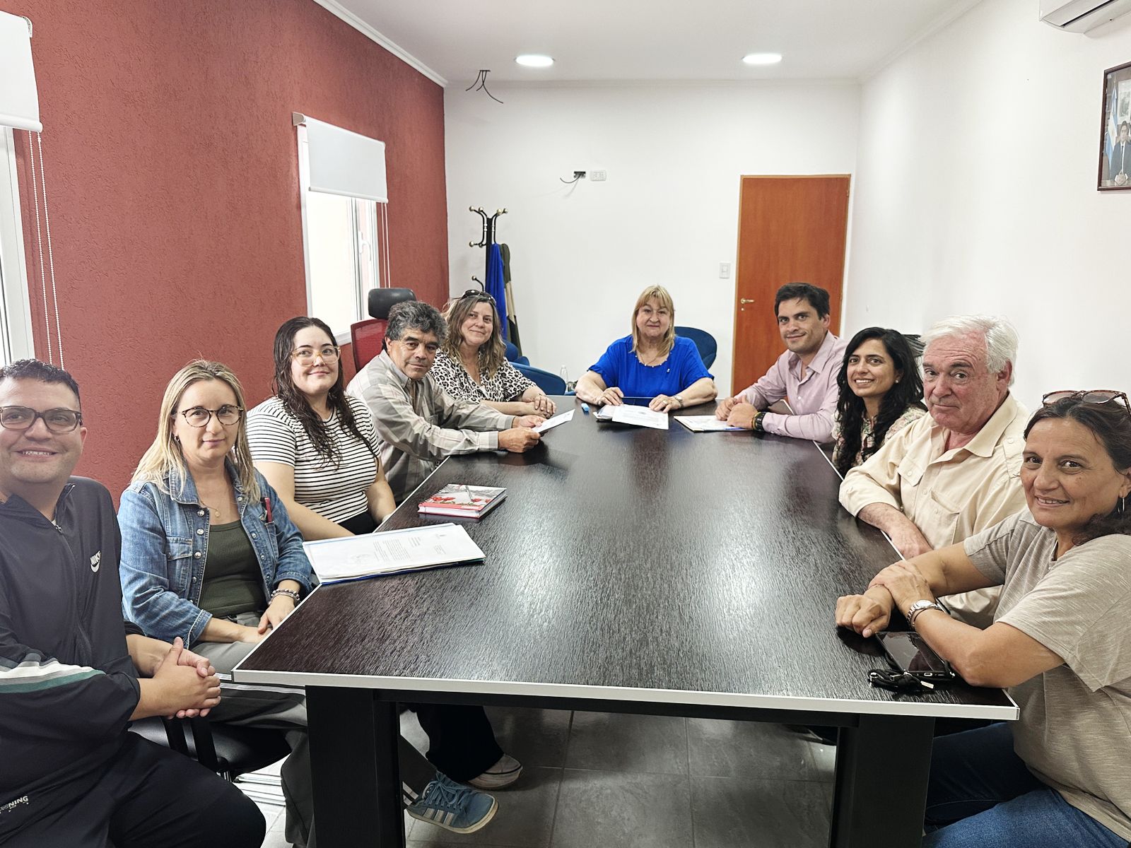 Ross destacó la importancia de los Puestos Sanitarios para garantizar la atención primaria en Santa Cruz