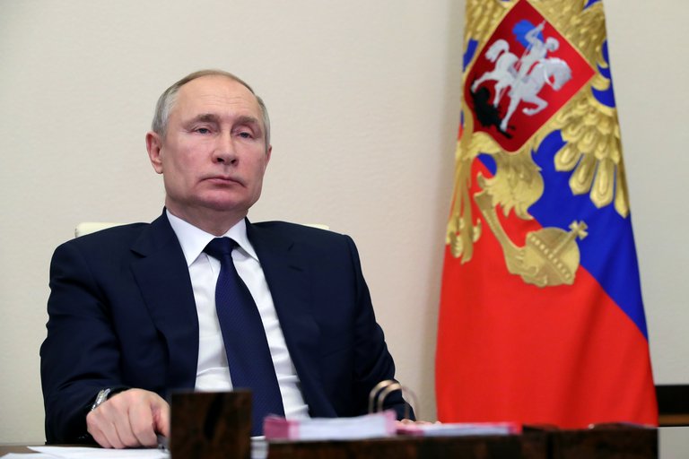 Rusia admitió que no tiene capacidad para satisfacer la demanda mundial de su vacuna Sputnik V