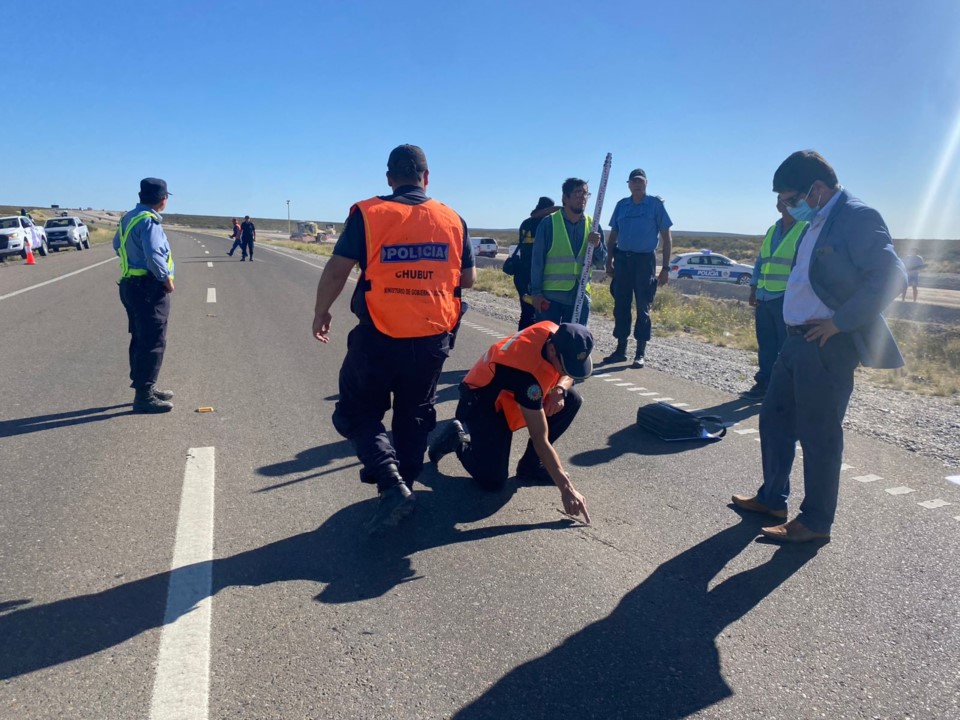 Peritajes por el choque en el que murieron cuatro personas: descartan un tercer auto involucrado