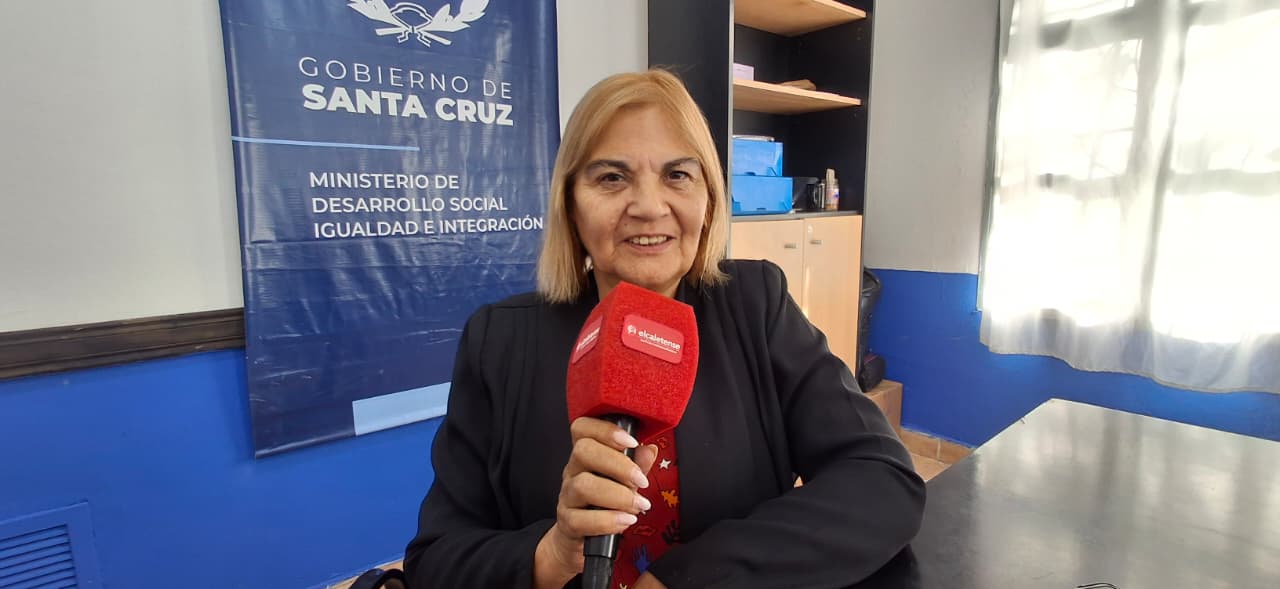 Provincia organiza la entrega de pescado en Caleta Olivia para asistir a familias