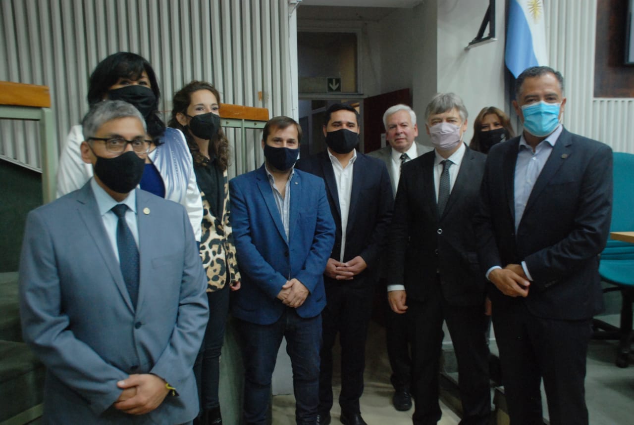 Caleta Olivia: inició la licitación para renovar el sistema de calefacción de la EPP N°88 y el CPES N°42