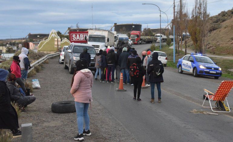 Interceptaron una camioneta en la Ruta 3 y encontraron un arma y municiones