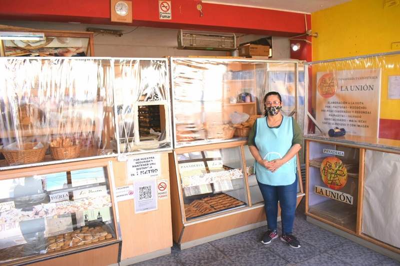 Aumentó la harina a un 25% y se disparó el precio del pan 