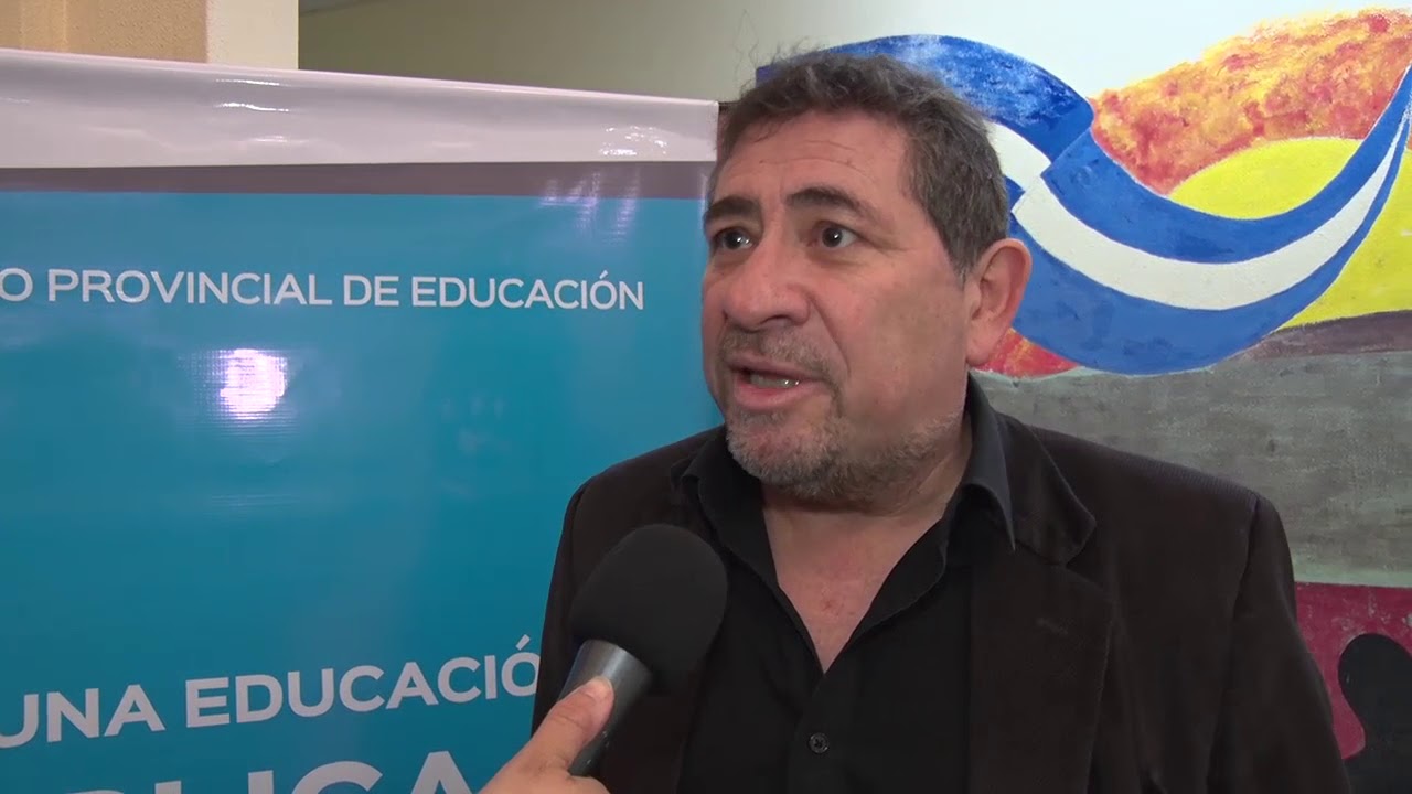 Enrique explicó la propuesta salarial del gobierno y se mostró sorprendido por el rechazo de Adosac