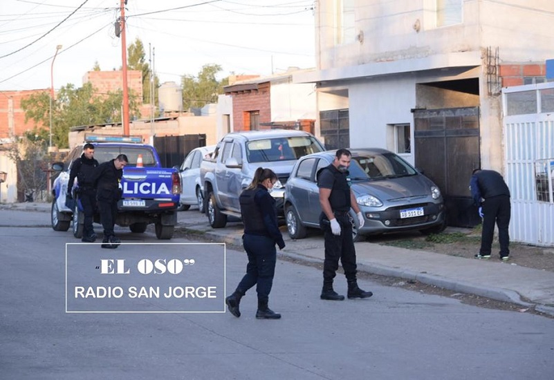 Brutal: balearon una casa del Rotary 23 y le tiran a matar a un joven de 23 años 
