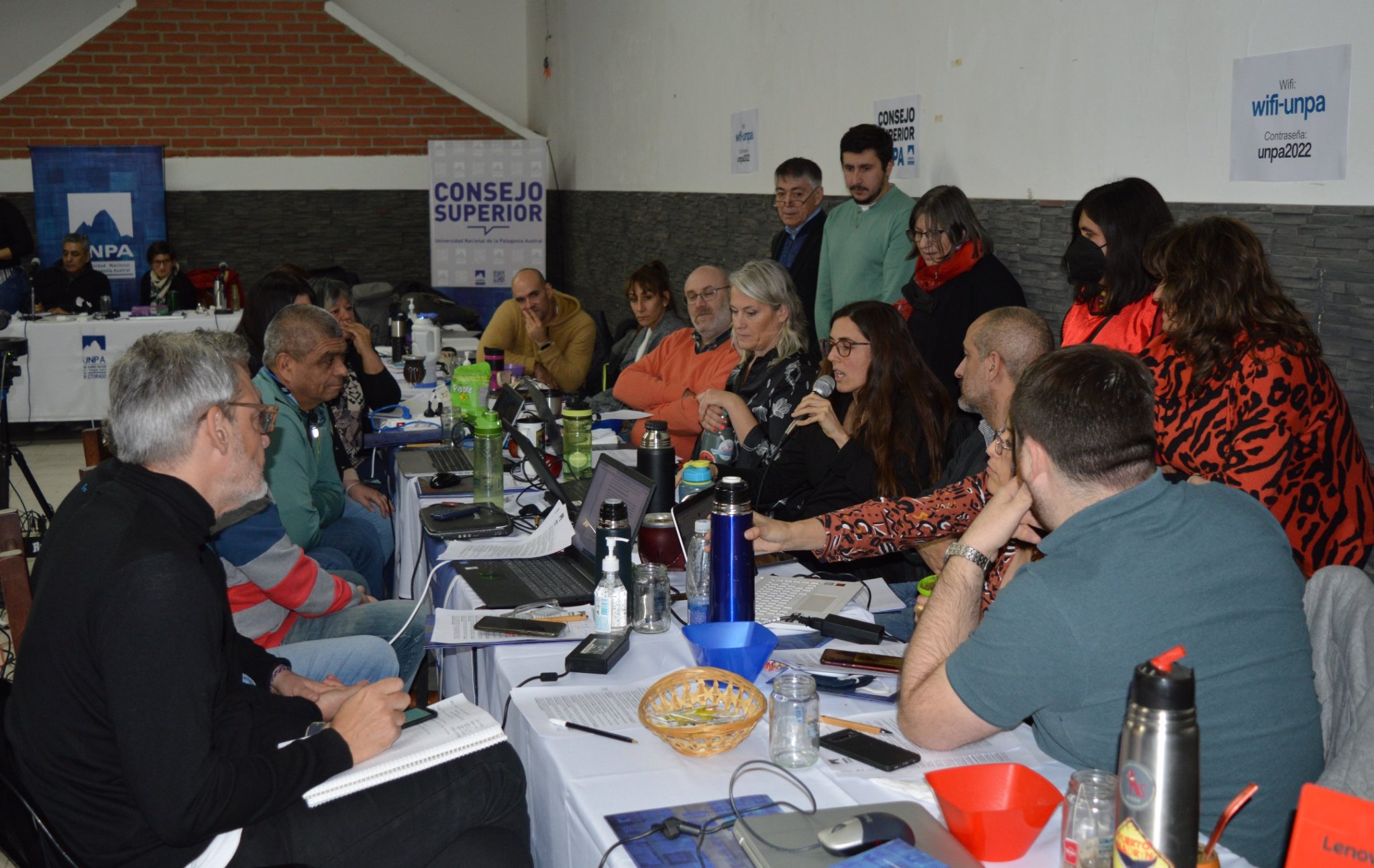 Dio positivo en alcoholemia, circulaba sin patente y terminó detenido