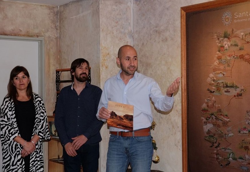 Presentaron la 31° Fiesta Nacional de la Cereza en Casa de Santa Cruz