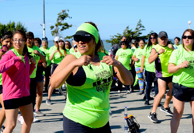 1200 vecinos se sumaron a la exitosa caminata y bicicleteada de “La Anónima”