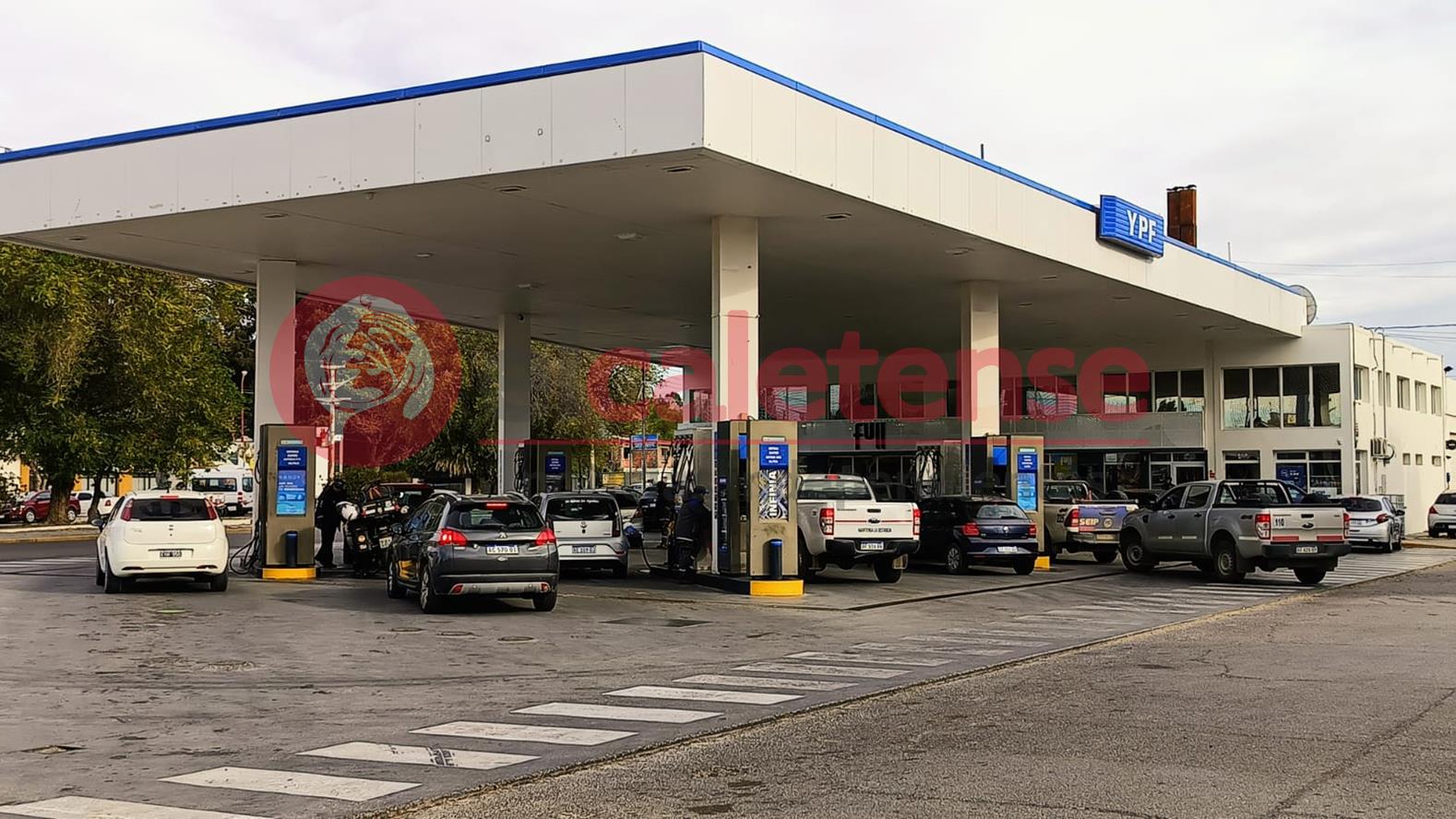Estaciones de servicio aplican cupo para la venta de combustibles en Caleta Olivia 