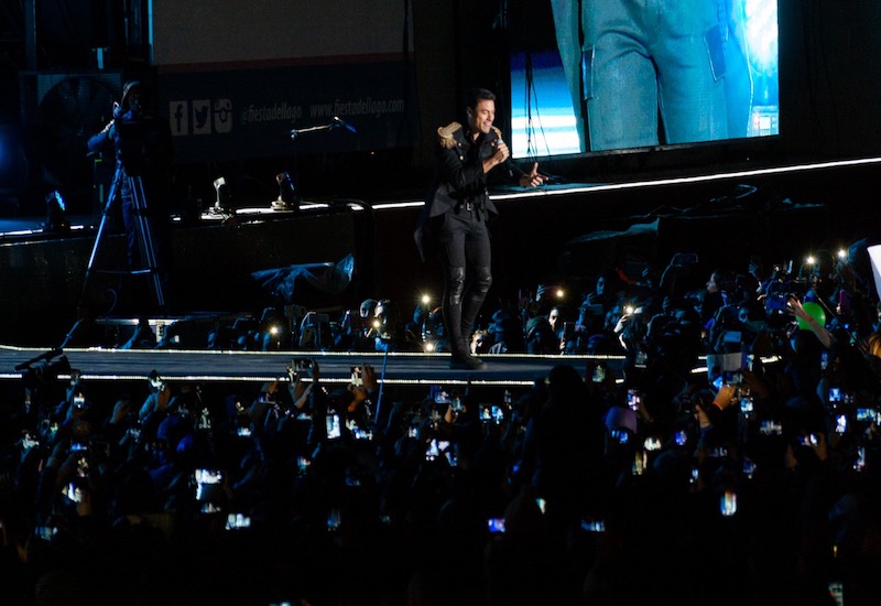 CARLOS RIVERA DIJO PRESENTE EN LA 8ª FIESTA NACIONAL DEL LAGO	