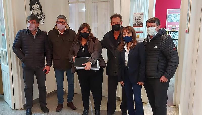 Reapareció Eduardo Costa en la presentación de 