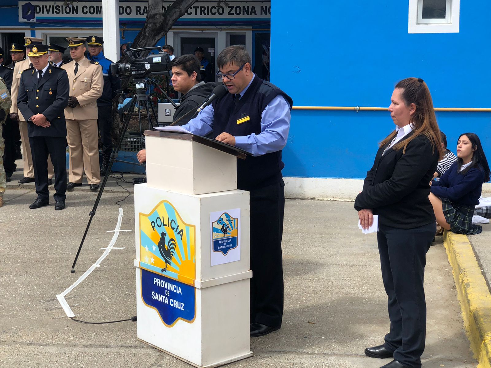 Servicios Públicos trabaja en la iluminación de la calle 22 de Río Gallegos