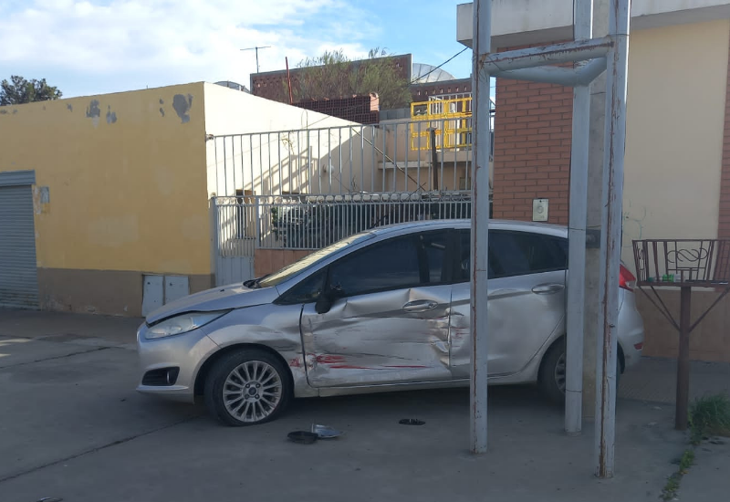 Violento choque en San José Obrero y Progreso López