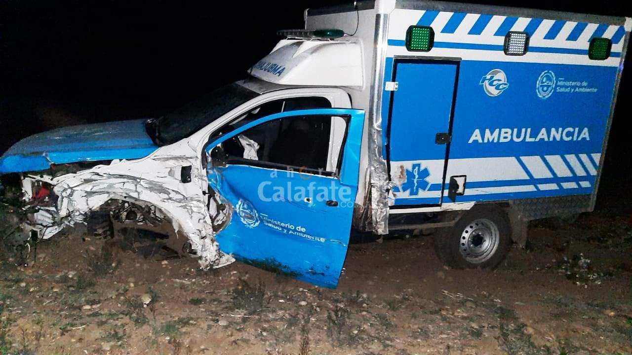 Un choque frontal y un vuelco cerca de La Esperanza