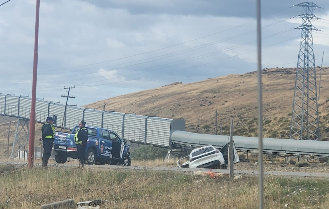 Un hombre resultó on lesiones graves en un choque sobre una ruta santacruceña