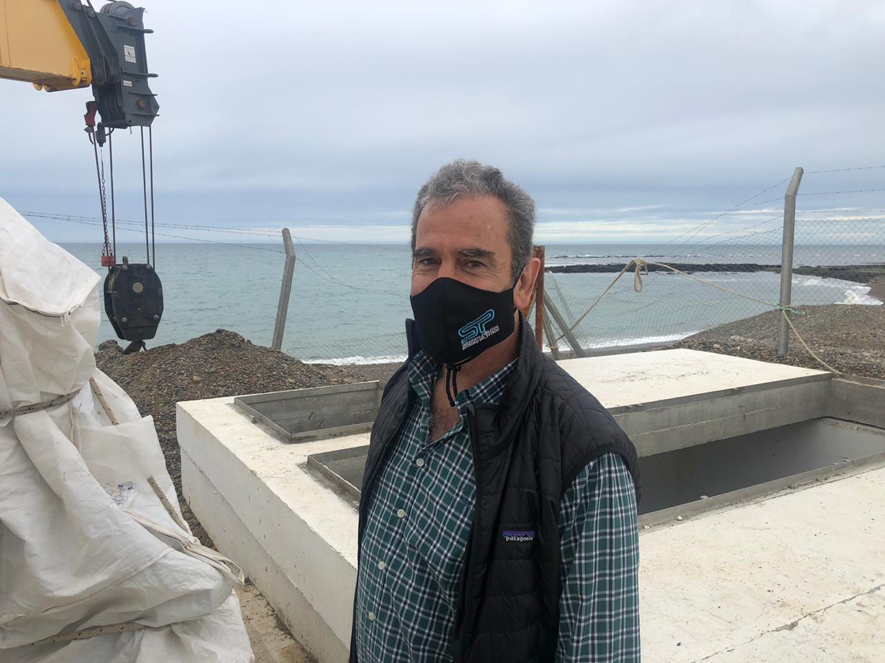 El presidente de SPSE dijo que la próxima semana la planta de osmosis estaría en funcionamiento aportando agua a Caleta Olivia