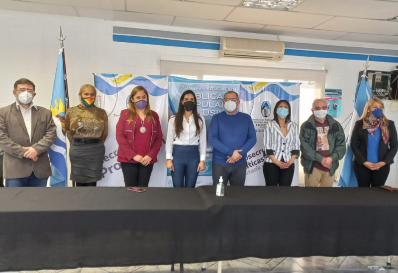 Se lanzó las capacitaciones de ofimática básica y reparación de PC con validez nacional en el Aula Taller Móvil