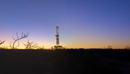 Servicios Públicos trabaja en la iluminación de la calle 22 de Río Gallegos