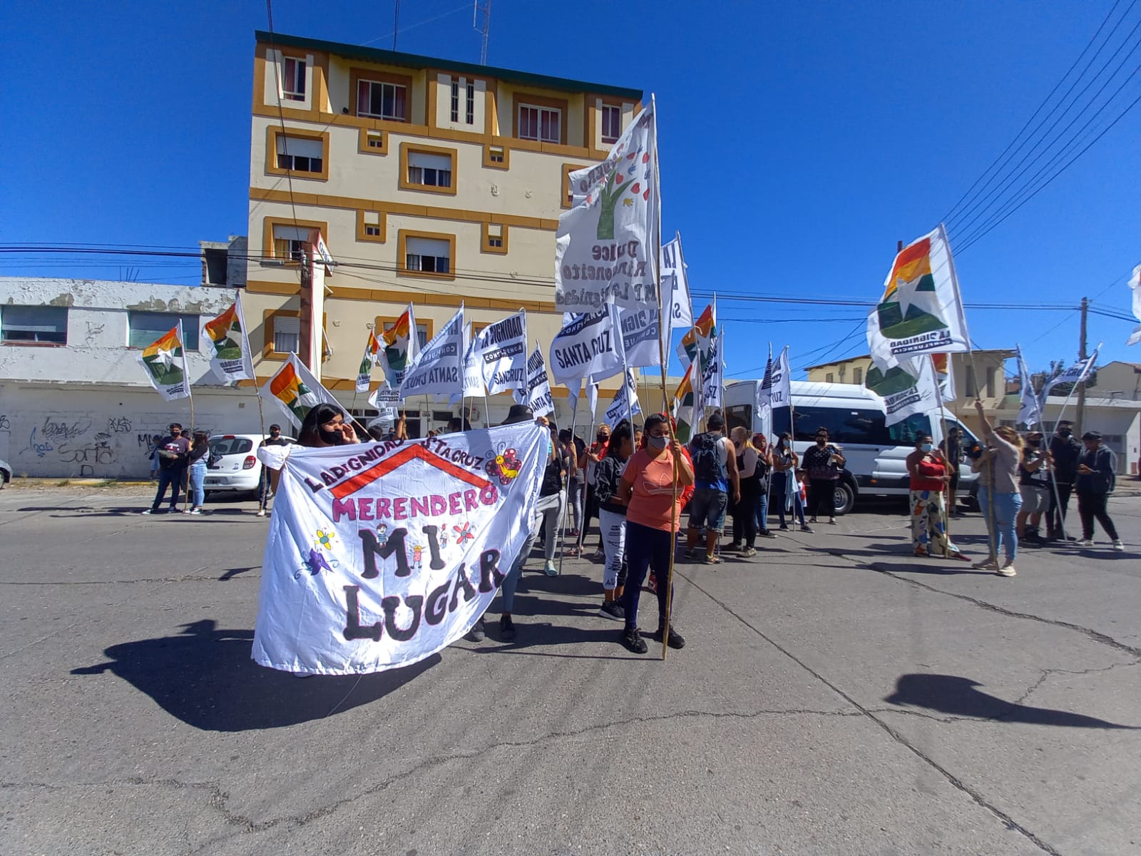 Crio. José Britos: “En Caleta Olivia están en un 90% con medidas de fuerza”