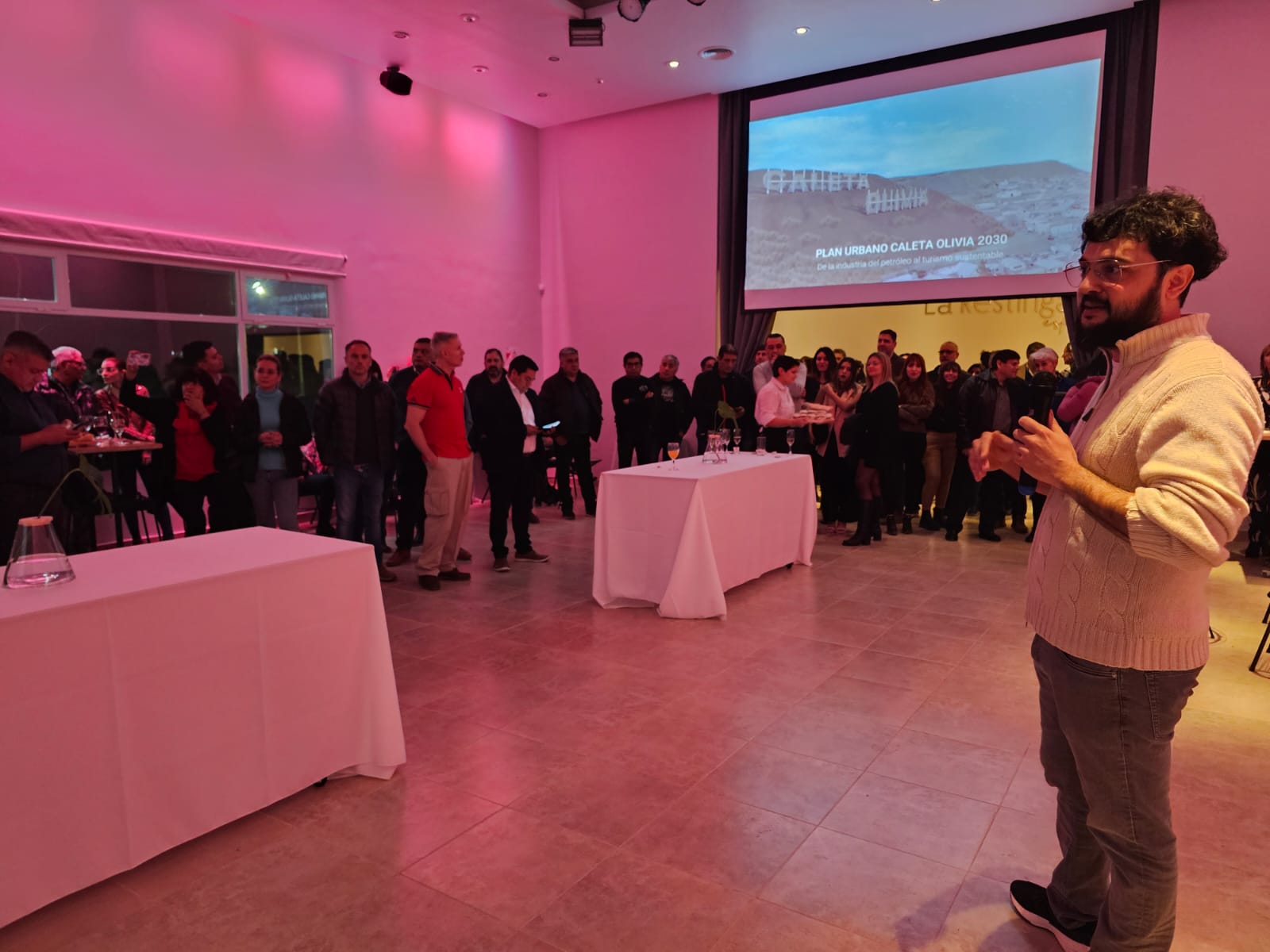 Santa Cruz coordina su participación en la histórica visita del papa León XIV a la Argentina