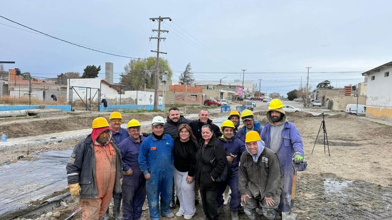 Álvarez recorrió Pico Truncado y Caleta Olivia junto a los intendentes Anabalón y Carrizo