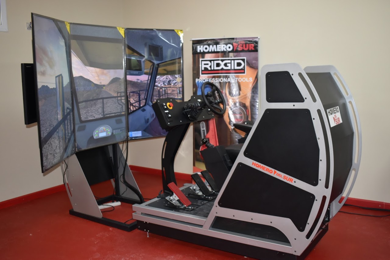 Se realizó la entrega de equipamiento para la Escuela de Oficio para la Minería en Puerto San Julián