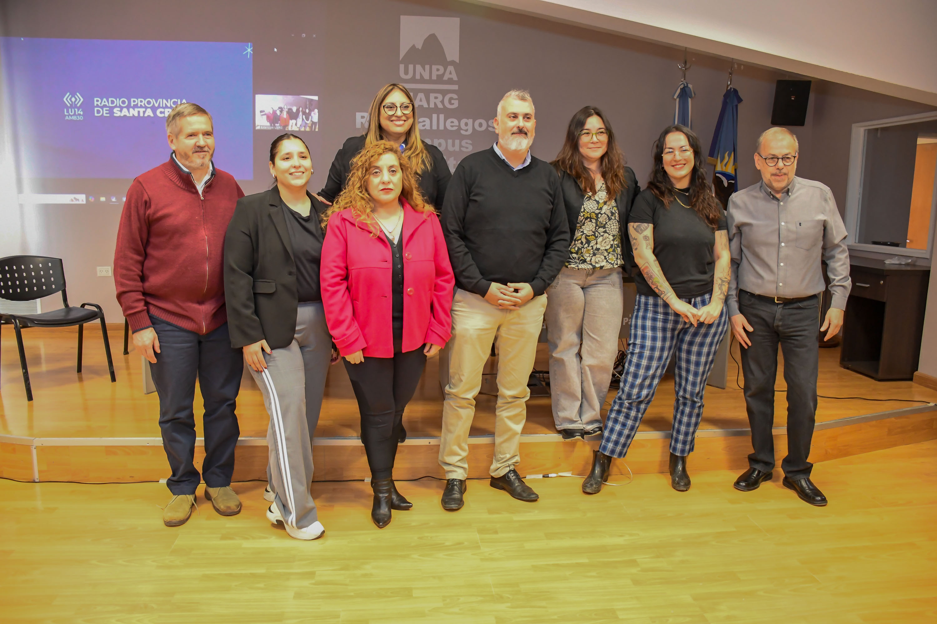Micrófonos abiertos y desafíos digitales: la comunicación provincial bajo la lupa académica